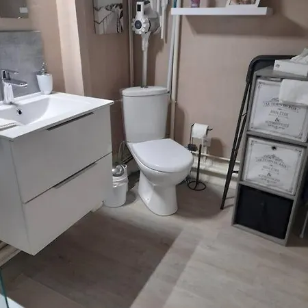 شقة Studio Cosy-central A 2 Pas Du Quai تروفيي سور مير