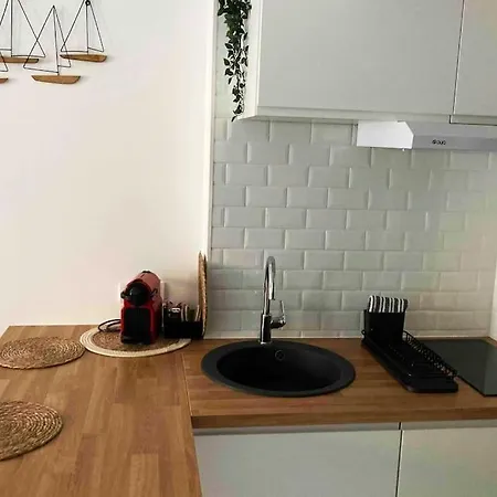 Studio Cosy-central A 2 Pas Du Quai شقة